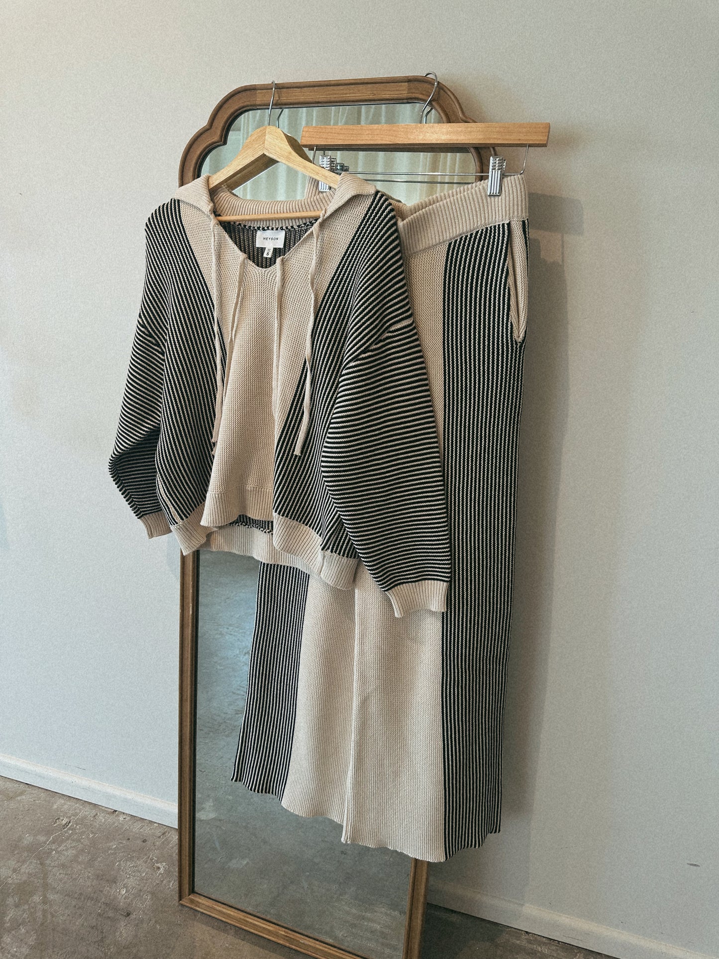 OATMEAL/BLACK KNIT SET