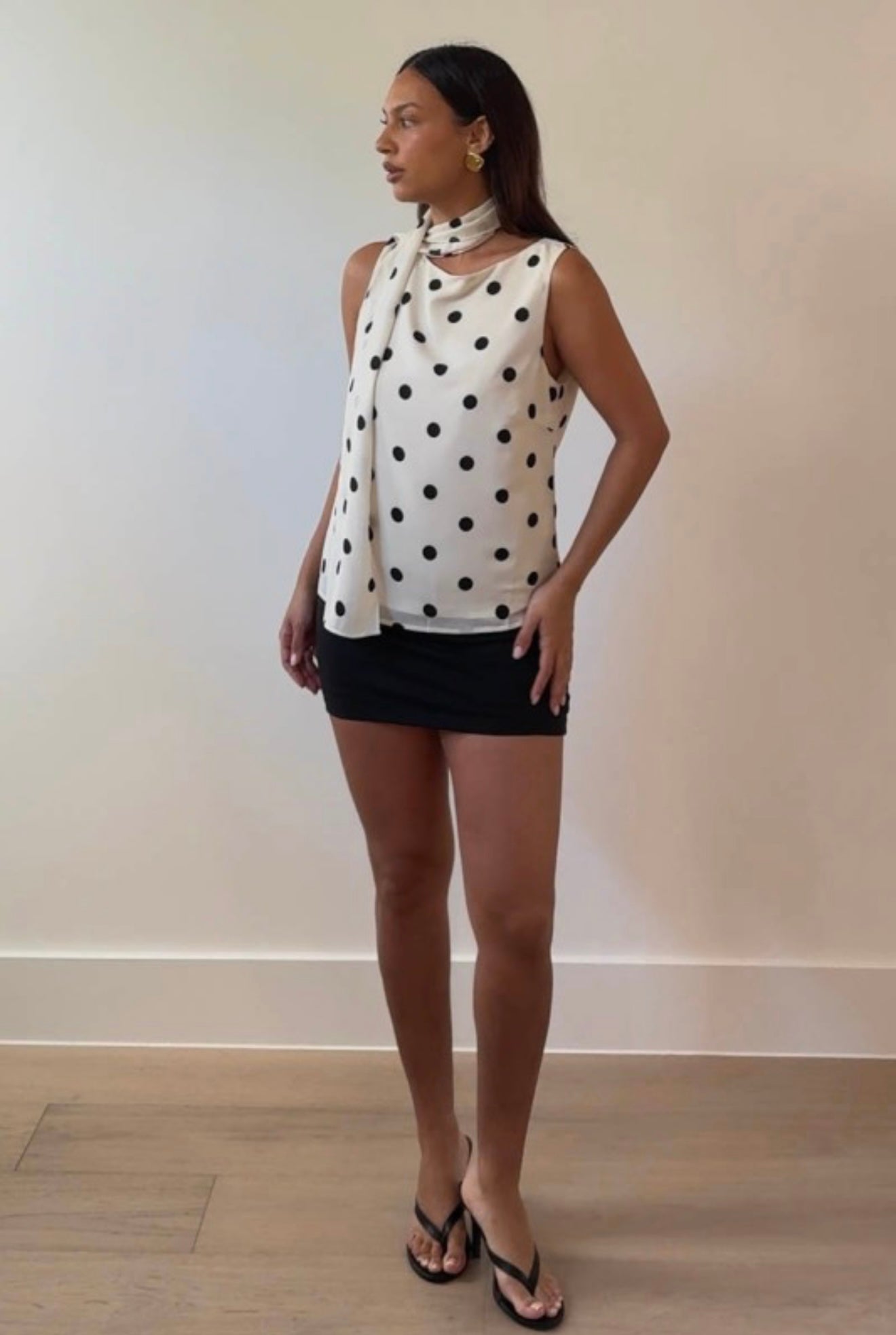 POLKA DOT NECK TOP