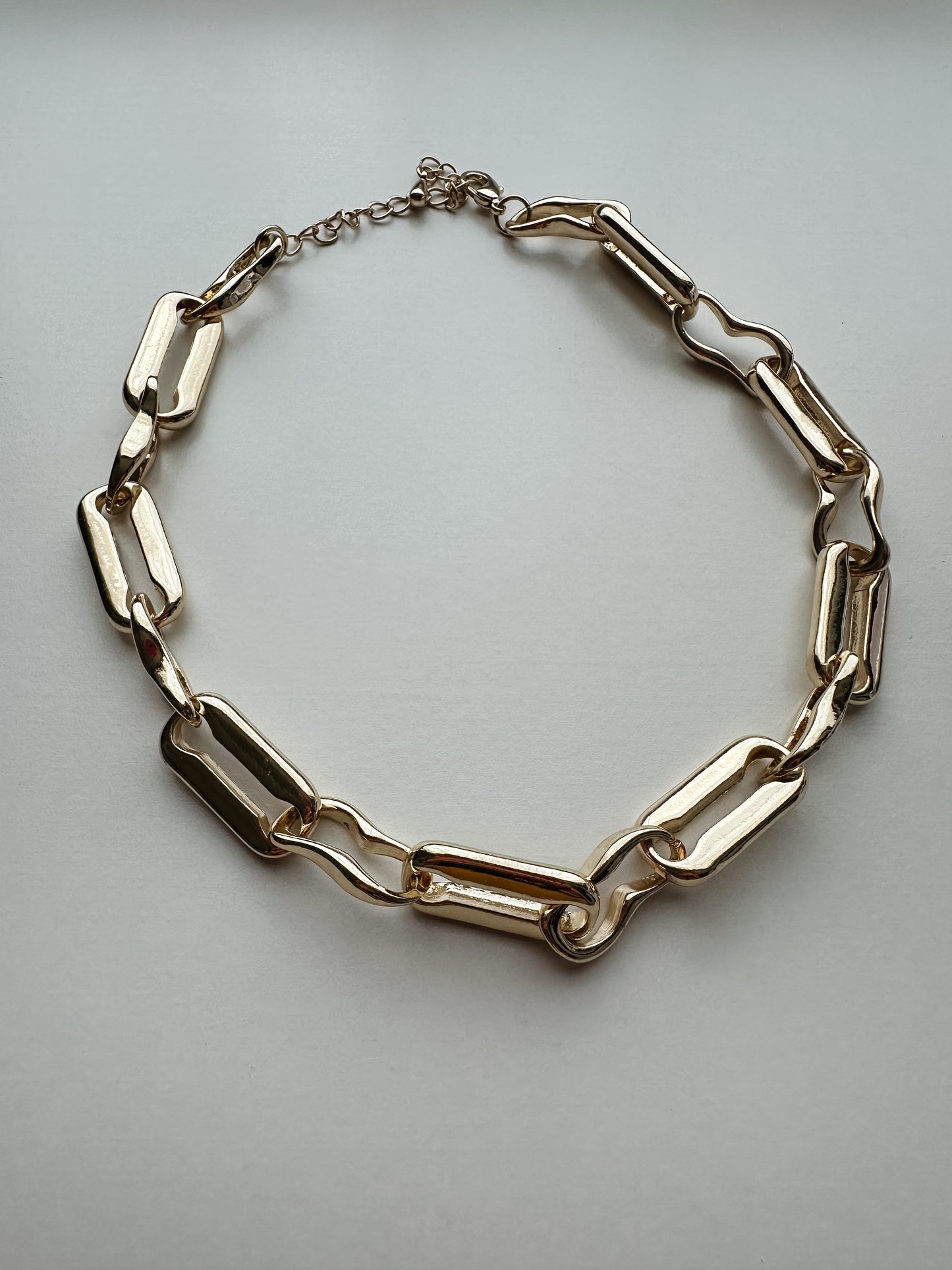 HAMMERED CHAIN NECKLACE