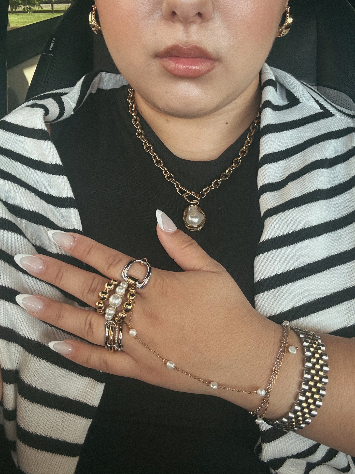PEARL HANDCHAIN