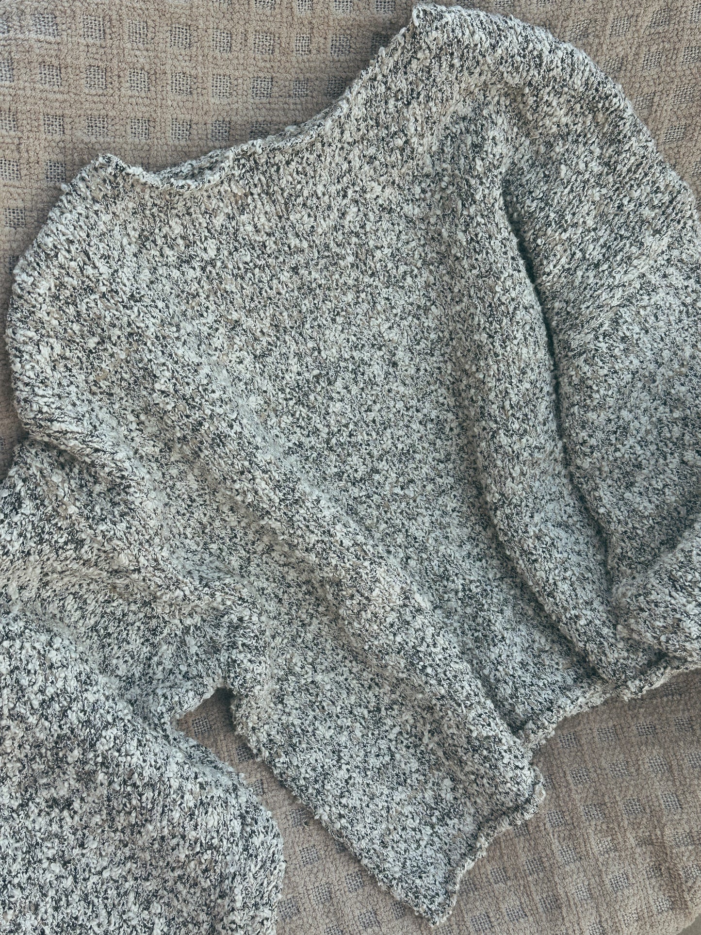 GREY MULTI SWEATER