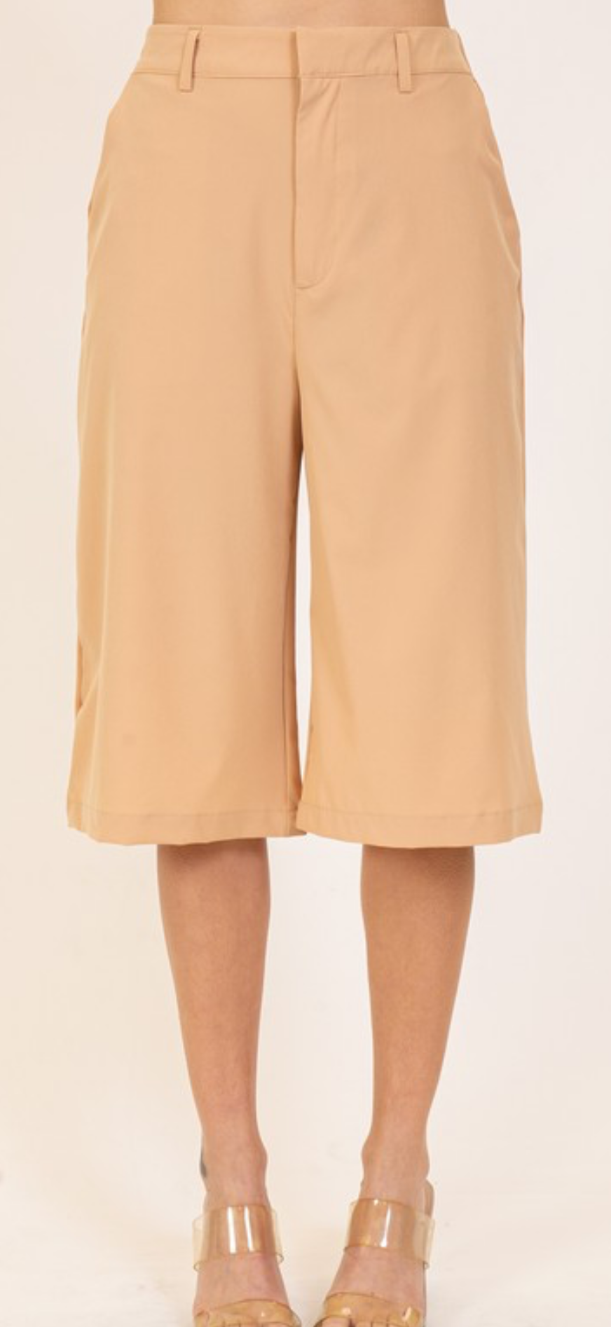KHAKI BERMUDA CAPRI SHORTS