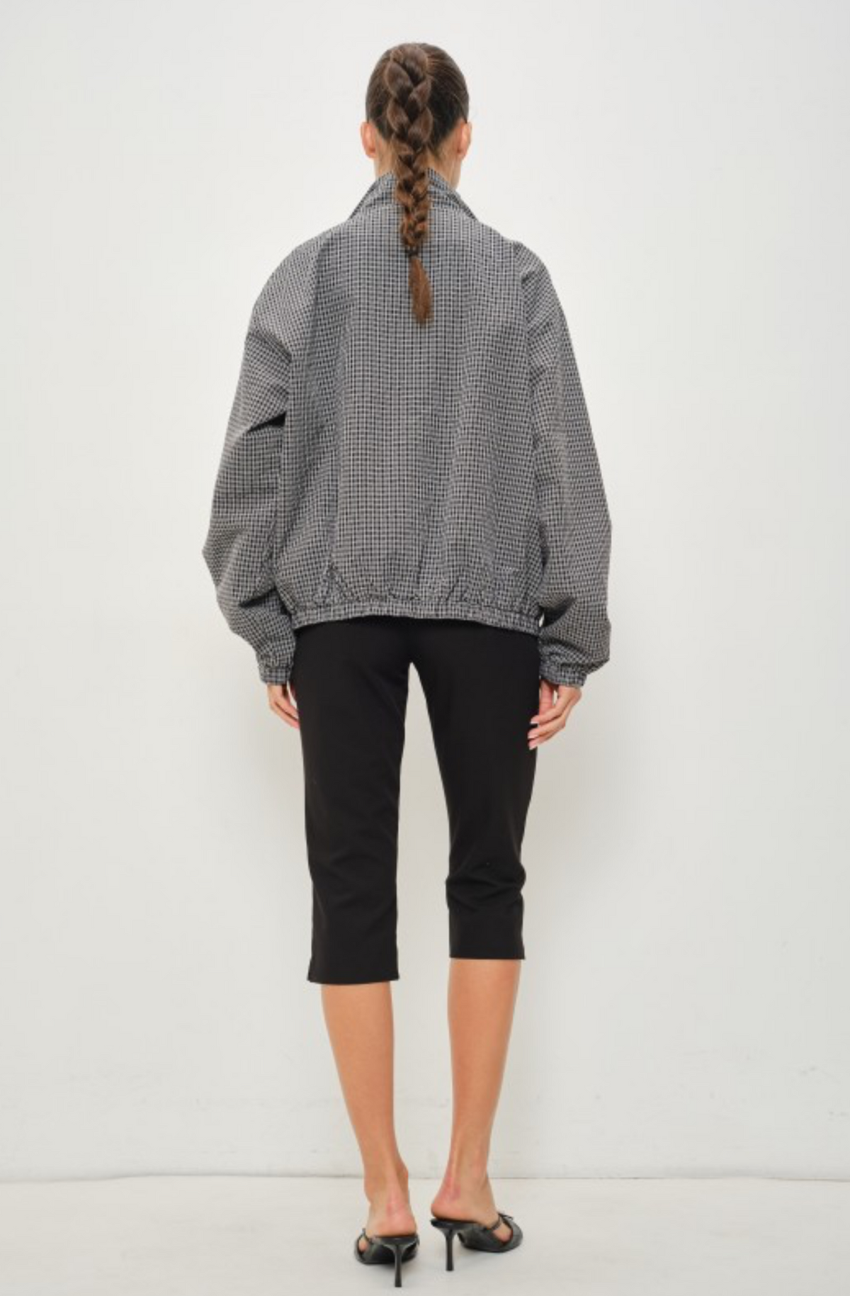 BLACK/WHITE PLAID BOMBER JACKET
