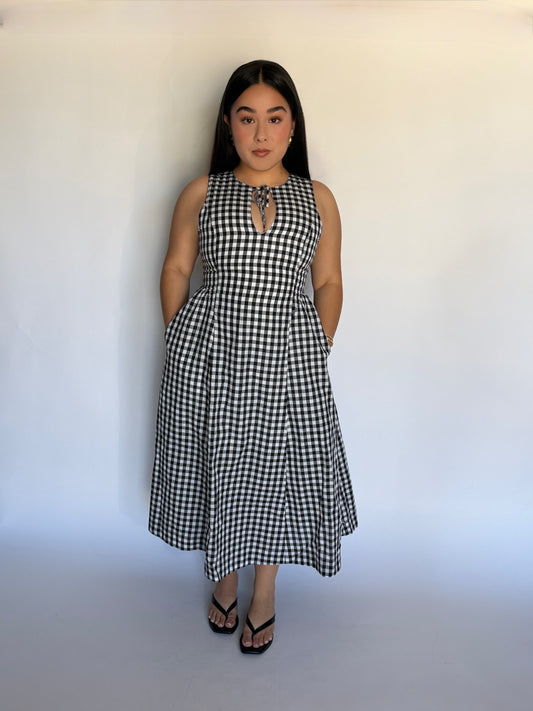 BLACK/WHITE GINGHAM MAXI DRESS