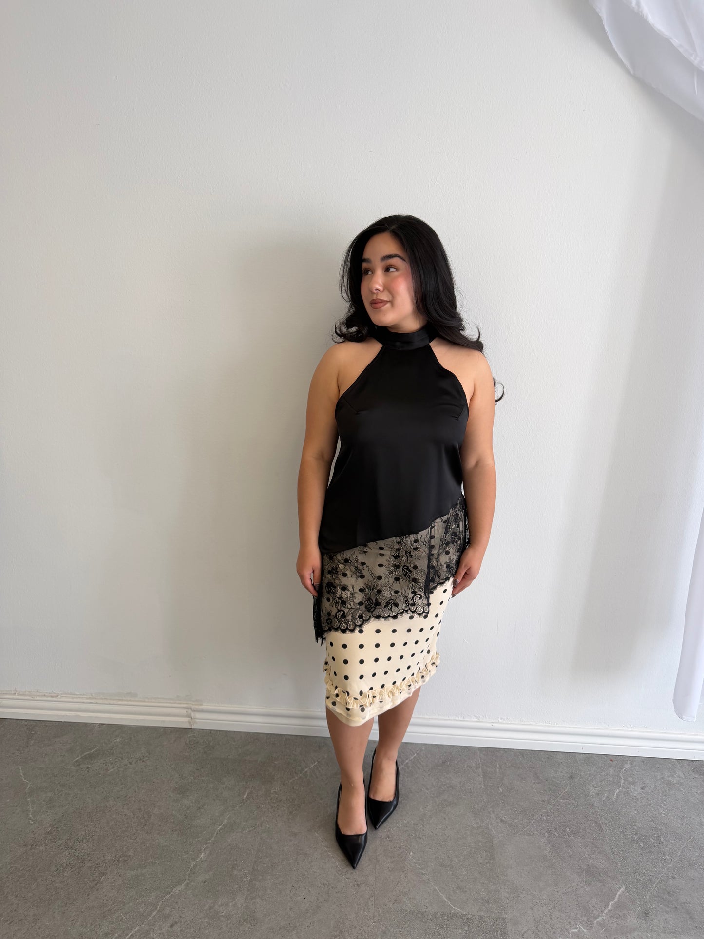 ASYMMETRIC LACE TOP