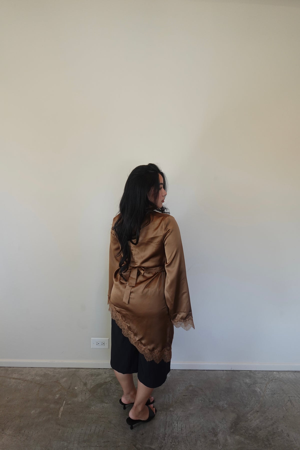 SATIN TRUFFLE LACE HEM TOP