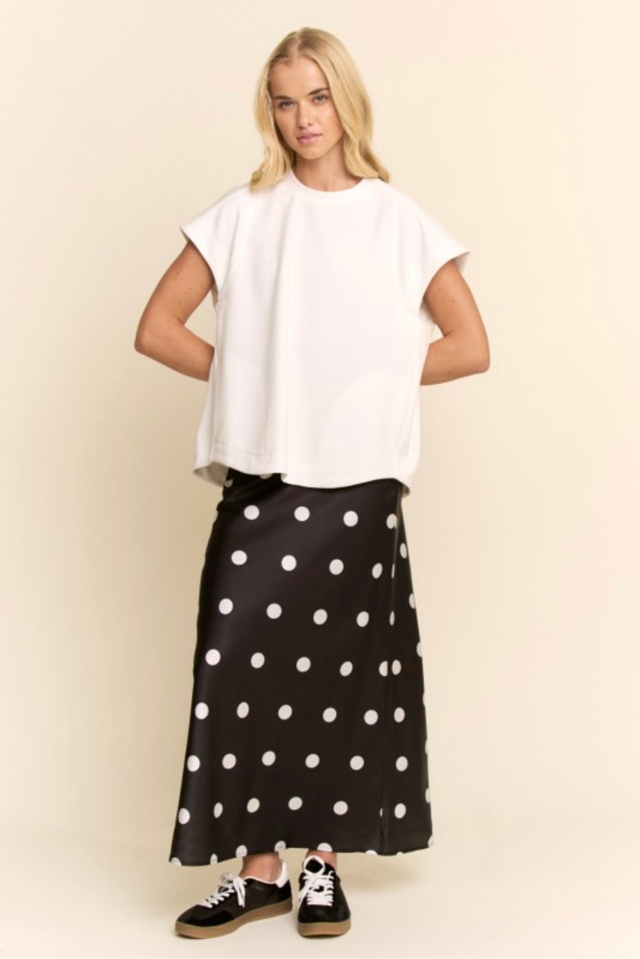 POLKA DOT SATIN SKIRT