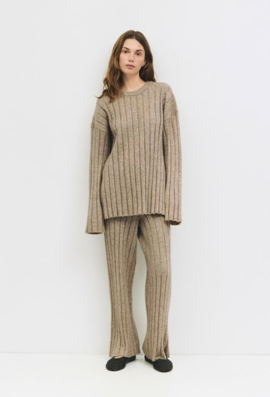 TAUPE SWEATER/PANT SET