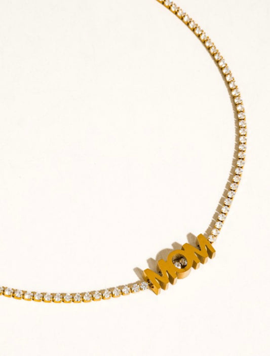 MOM NECKLACE