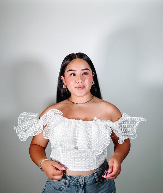 WHITE LILY LACE TOP